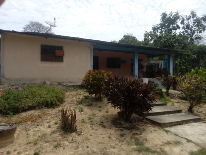 Casa Parcela / Sector el Javillito.